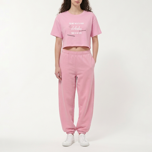 DELULU TIME CROP TOP